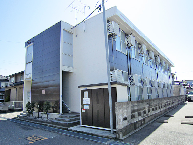 金沢駅よりバス35分 築22年9ヶ月 2階建の賃貸物件