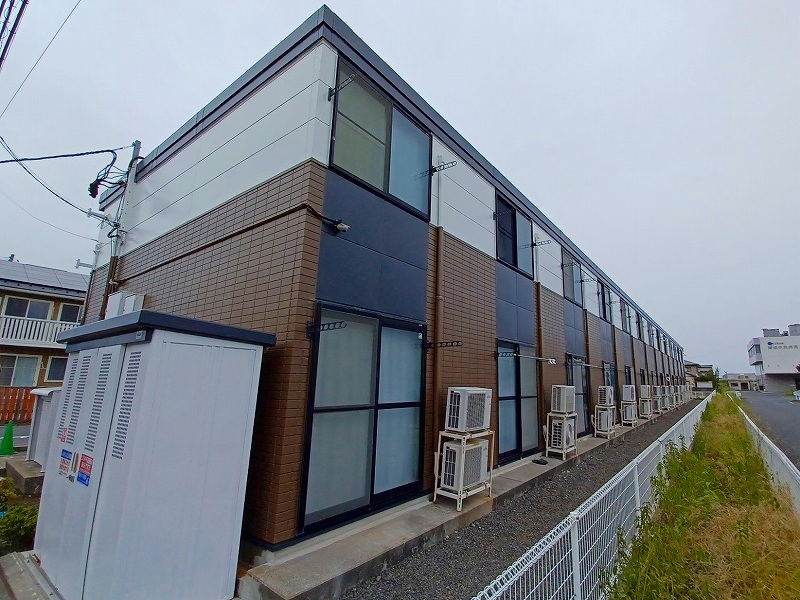 泉駅よりバス35分 築22年2ヶ月 2階建の賃貸物件