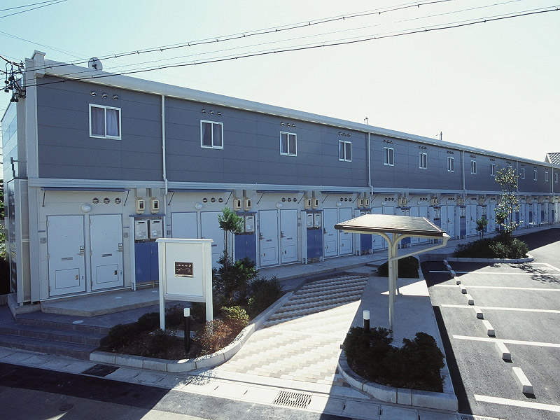 久居駅より徒歩8分 築22年2ヶ月 2階建の賃貸物件