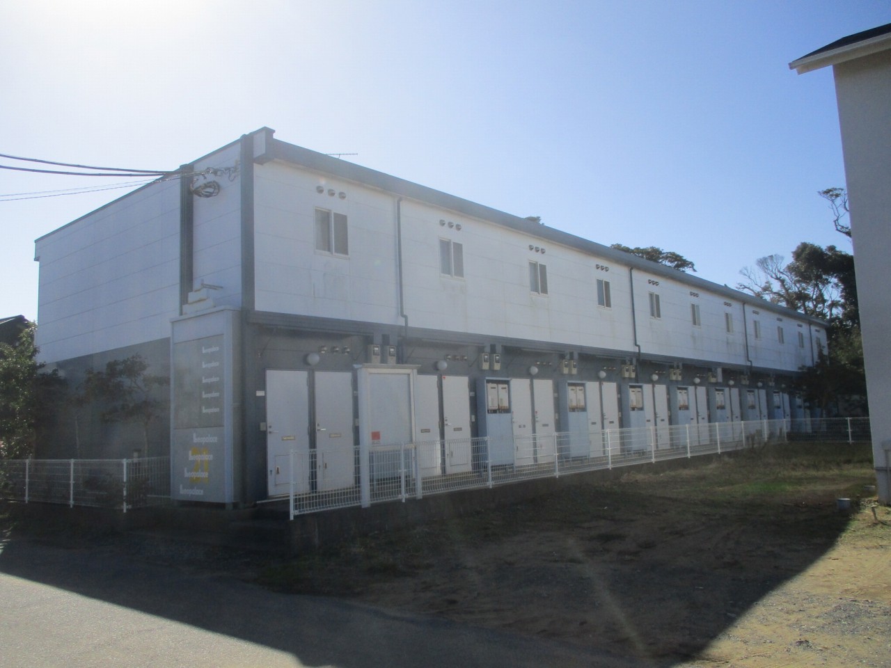 松岸駅より徒歩10分 築22年 2階建の賃貸物件