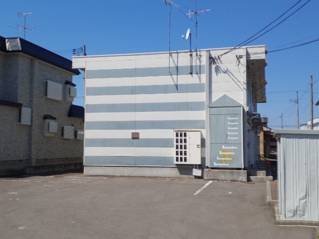 レオパレス金属町の賃貸物件