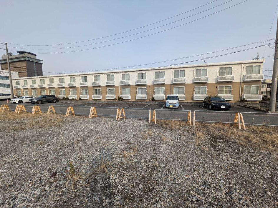 岐阜駅よりバス31分 築22年 2階建の賃貸物件