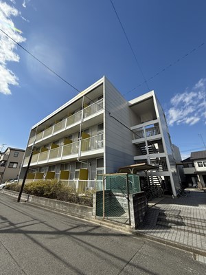 淵野辺駅より徒歩9分 築22年6ヶ月 3階建の賃貸物件