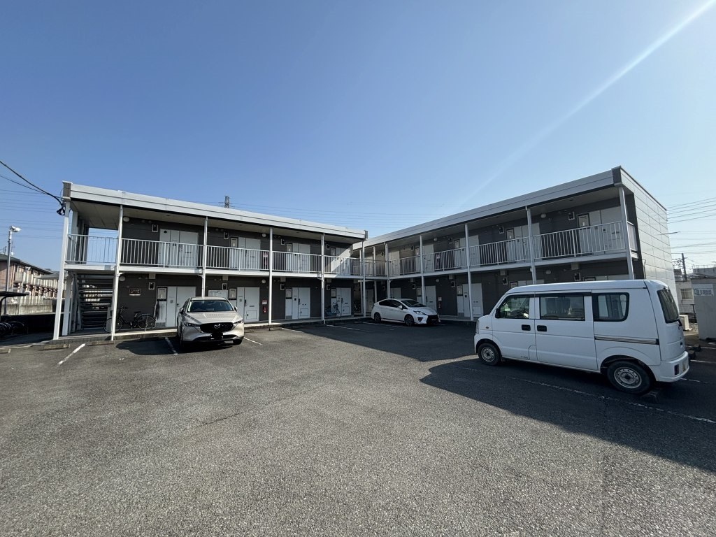 新富士駅より徒歩27分 築22年2ヶ月 2階建の賃貸物件