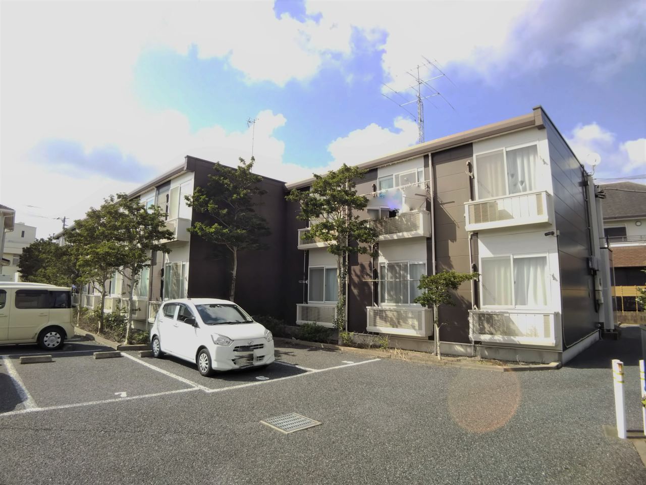 レオパレスフォア・シーズンズの賃貸物件