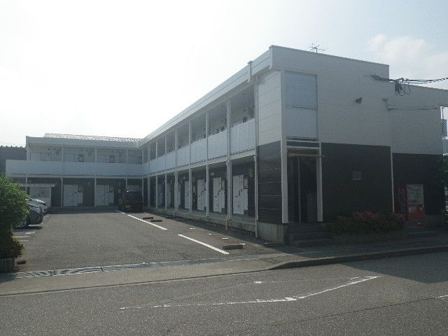 金沢駅よりバス18分 築22年 2階建の賃貸物件