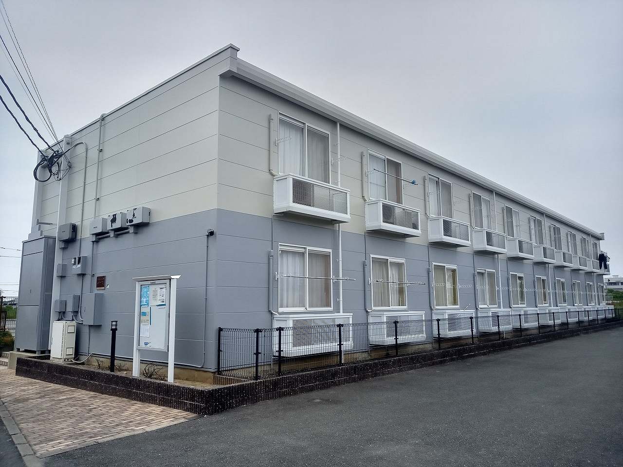 新栄町駅より徒歩20分 築22年 2階建の賃貸物件