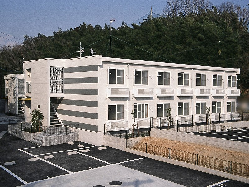 レオパレスリバーサイド室町の賃貸物件