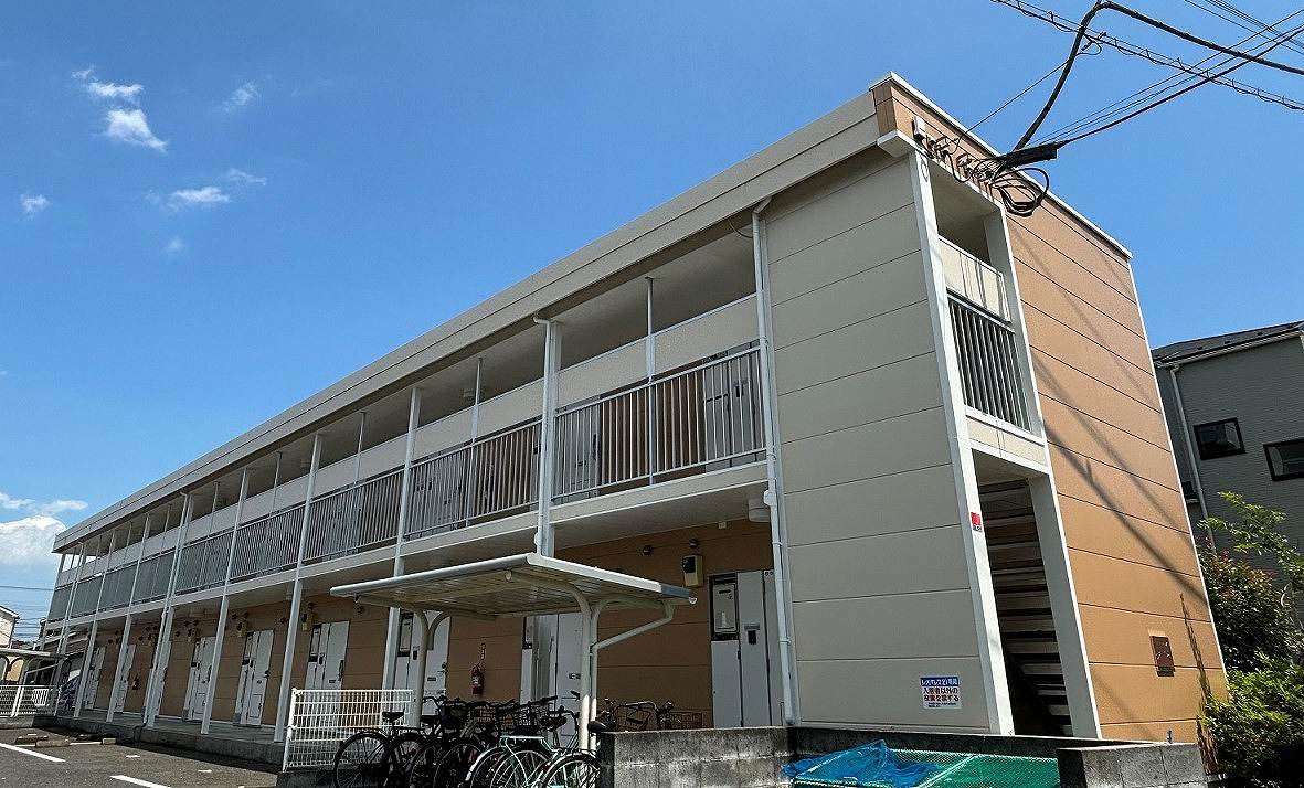 平塚駅よりバス27分 築21年8ヶ月 2階建の賃貸物件