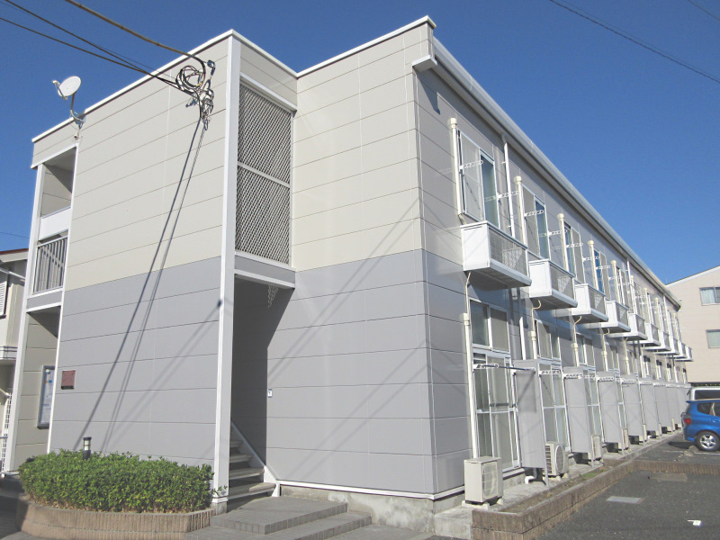 座間駅より徒歩15分 築22年6ヶ月 2階建の賃貸物件