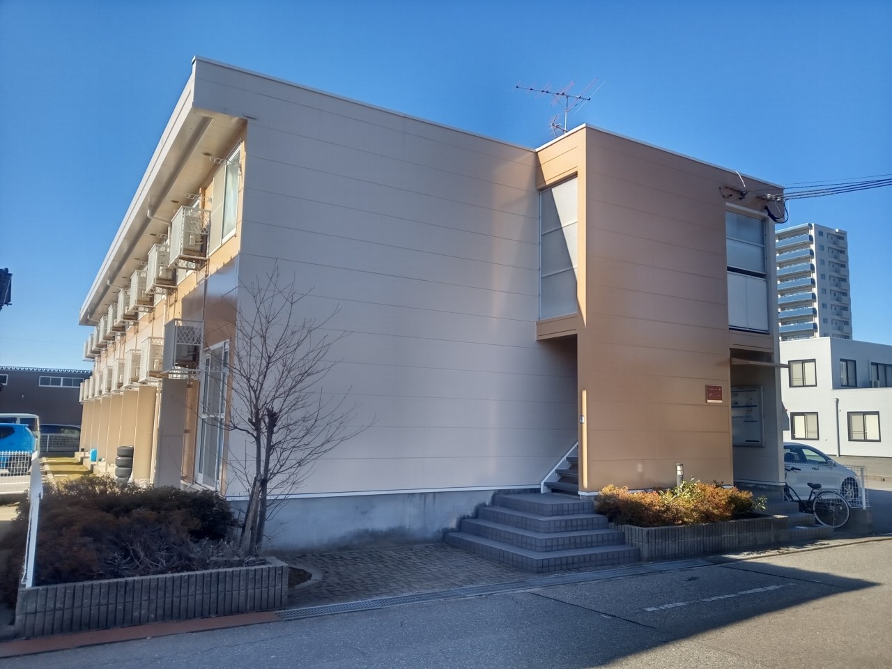 レオパレスVANGUARDの賃貸物件