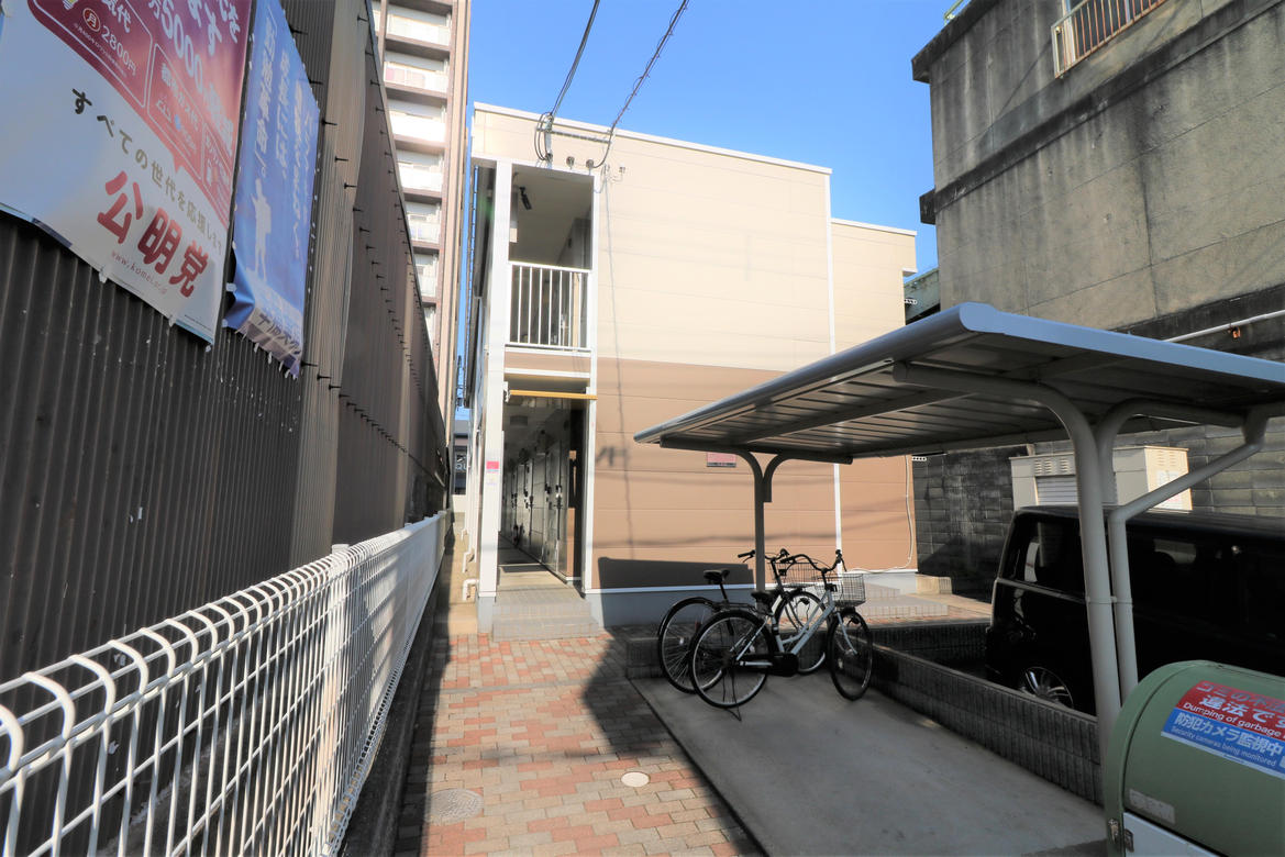 西京極駅より徒歩16分 築22年2ヶ月 2階建の賃貸物件