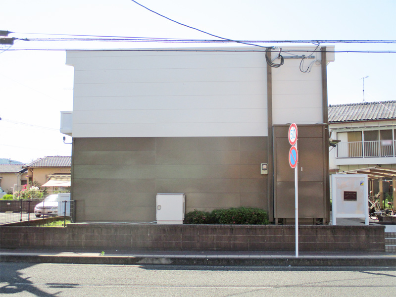 レオパレス薬師堂の賃貸物件