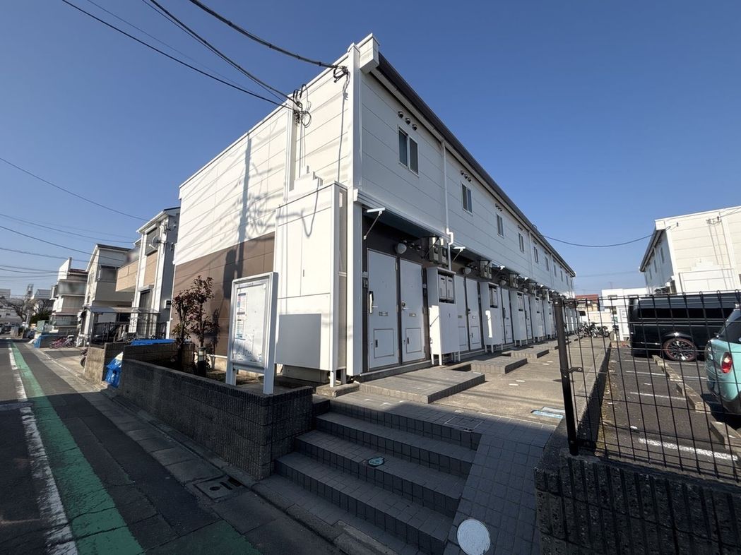 金町駅よりバス20分 築21年10ヶ月 2階建の賃貸物件
