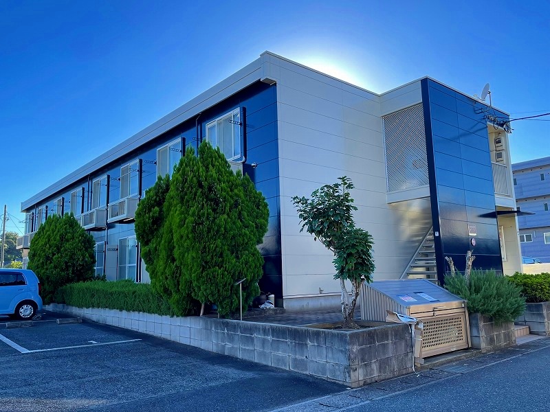 千葉駅よりバス13分 築21年8ヶ月 2階建の賃貸物件