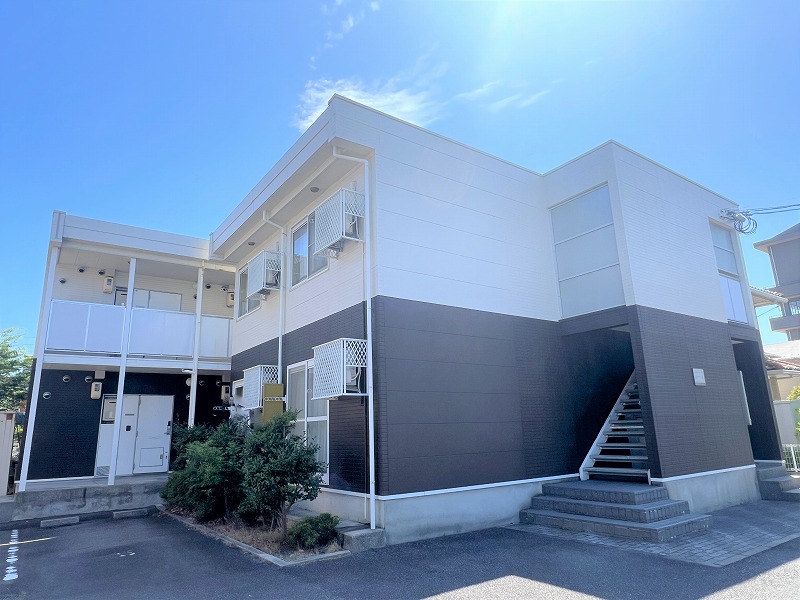 米子駅よりバス26分 築21年7ヶ月 2階建の賃貸物件