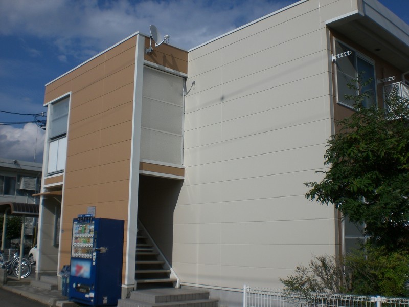 下諏訪駅より徒歩21分 築21年10ヶ月 2階建の賃貸物件