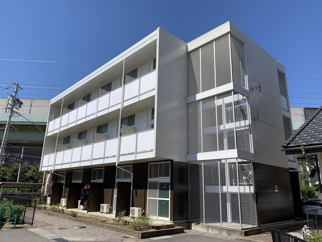 レオパレスバーゼルの賃貸物件