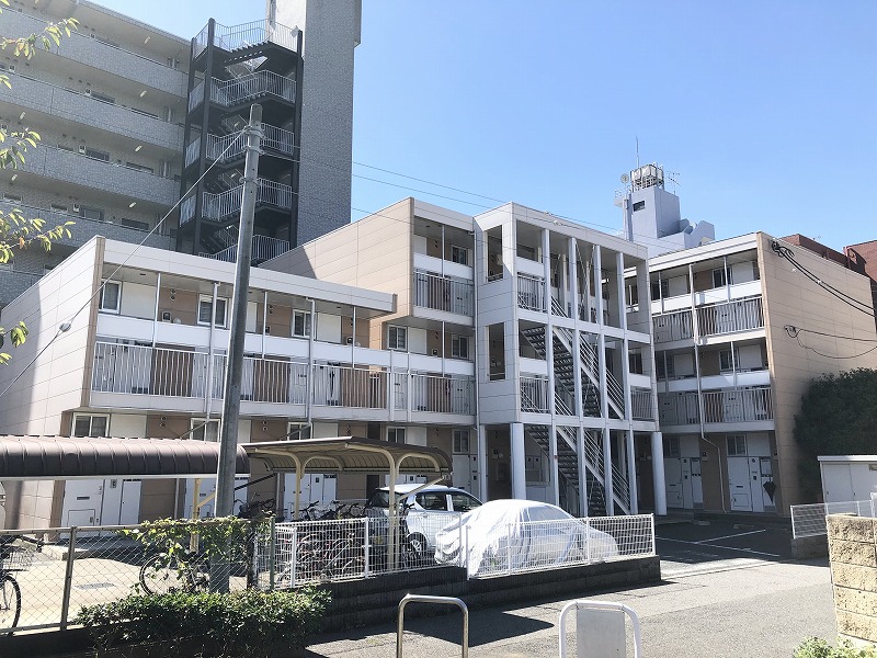 船橋駅より徒歩8分 築22年 3階建の賃貸物件