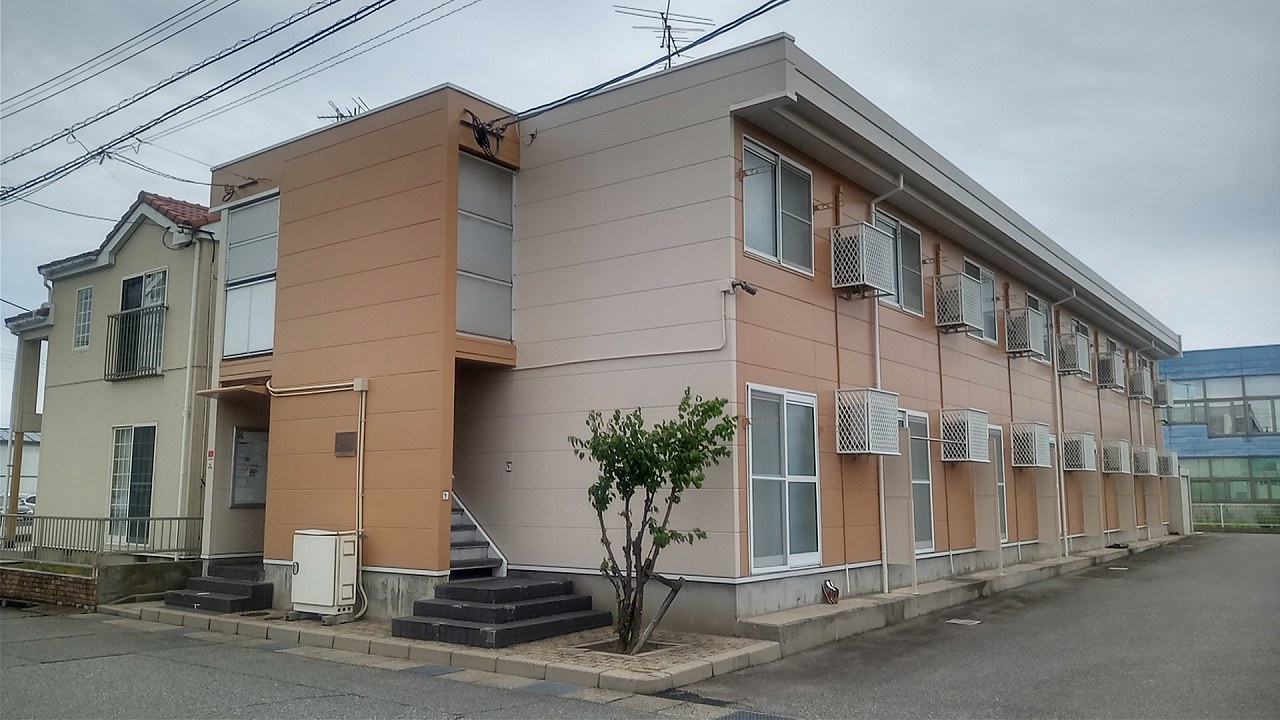 レオパレス綾田町の賃貸物件