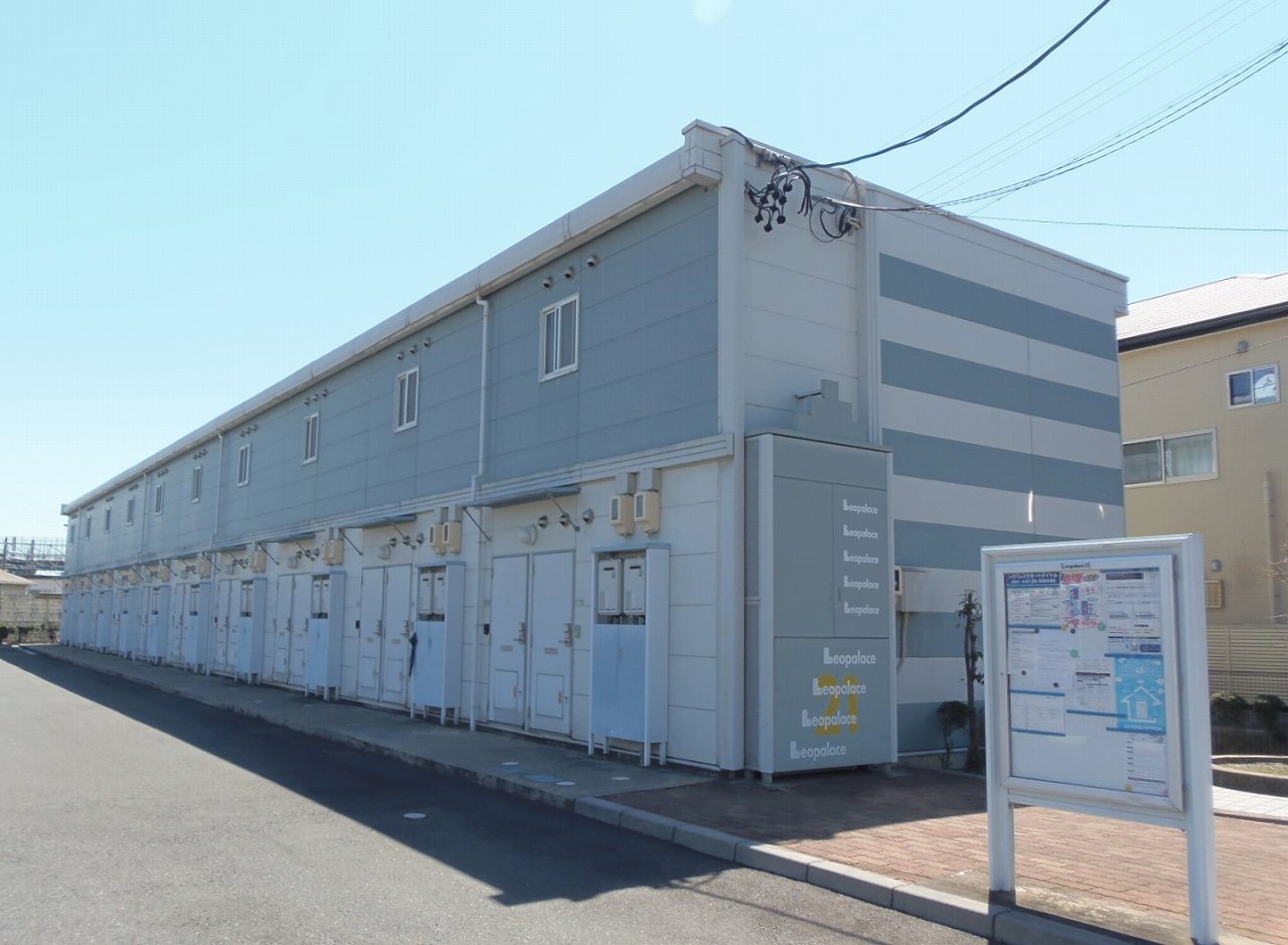 室駅より徒歩11分 築21年 2階建の賃貸物件