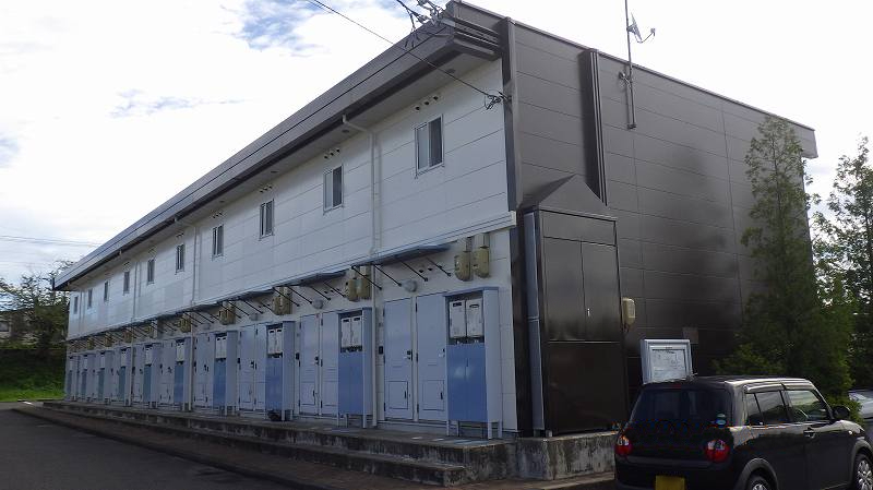 燕三条駅より徒歩20分 築21年4ヶ月 2階建の賃貸物件