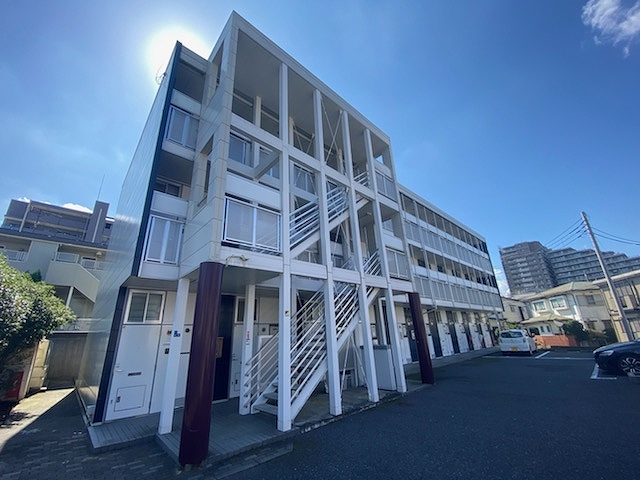 我孫子駅より徒歩5分 築21年7ヶ月 3階建の賃貸物件