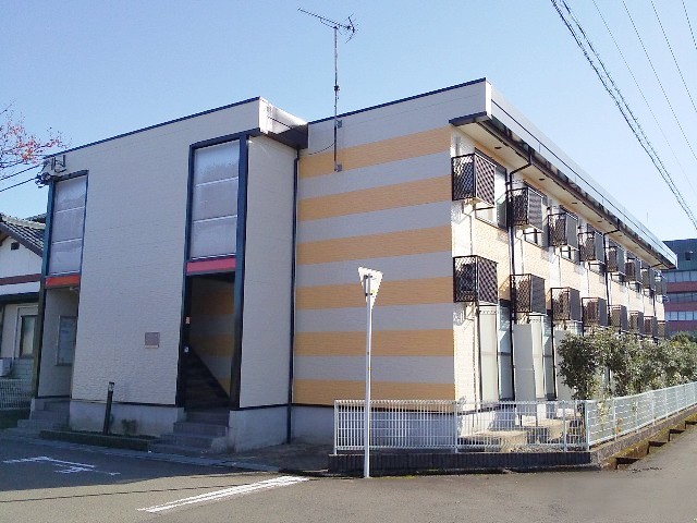 鯖江駅より徒歩7分 築21年3ヶ月 2階建の賃貸物件