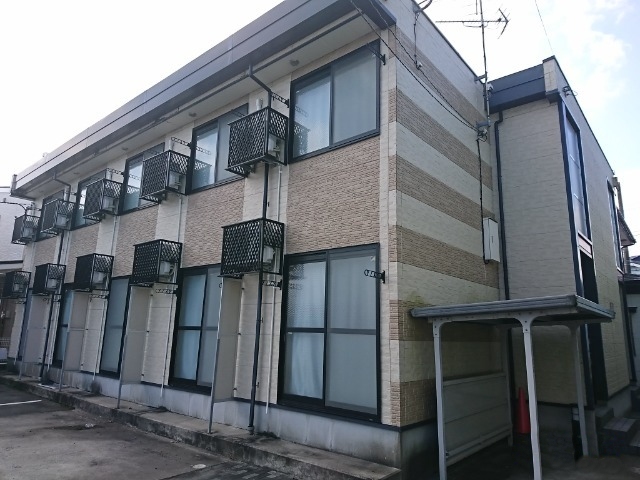 本八戸駅よりバス17分 築21年2ヶ月 2階建の賃貸物件