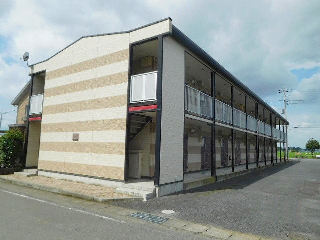 伊勢崎駅より徒歩20分 築21年2ヶ月 2階建の賃貸物件