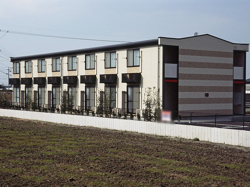 久居駅よりバス24分 築21年 2階建の賃貸物件