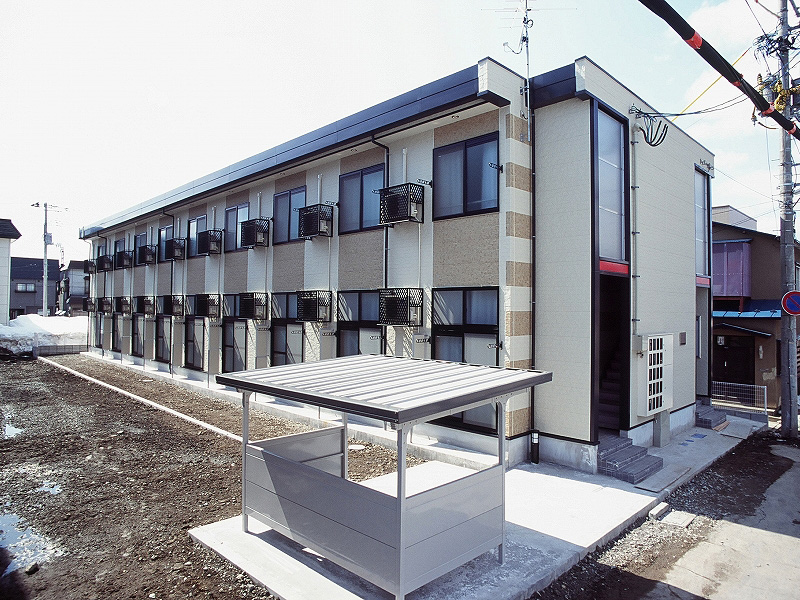 青森駅より徒歩13分 築20年8ヶ月 2階建の賃貸物件