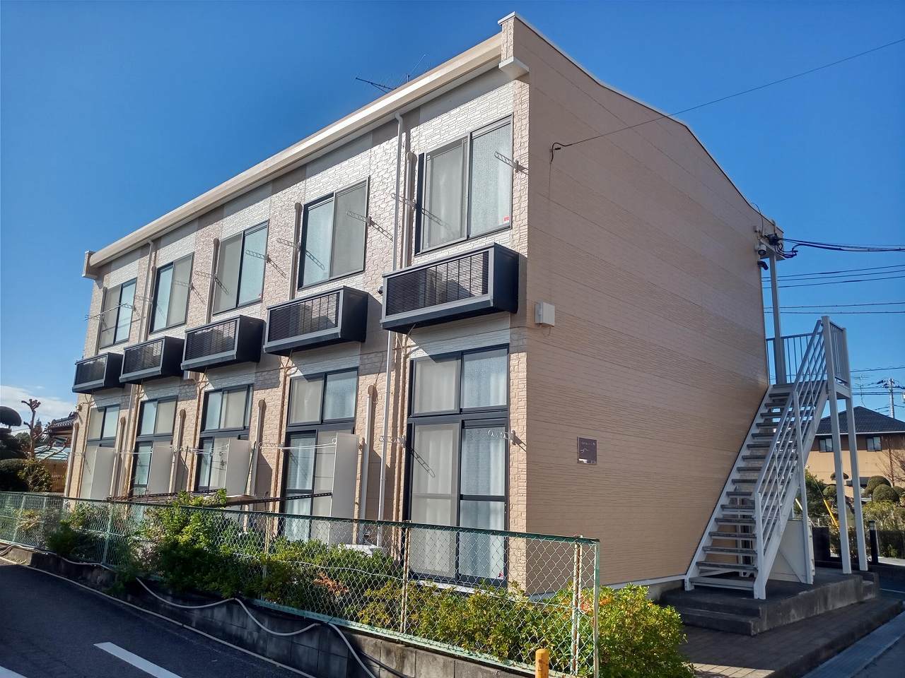 東金駅より徒歩13分 築20年10ヶ月 2階建の賃貸物件