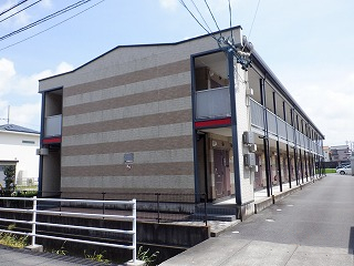 南日永駅より徒歩10分 築20年8ヶ月 2階建の賃貸物件