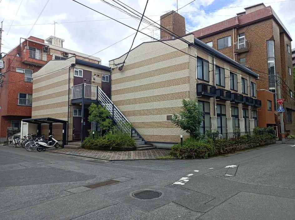 レオパレスプチ ジャルダンの賃貸物件