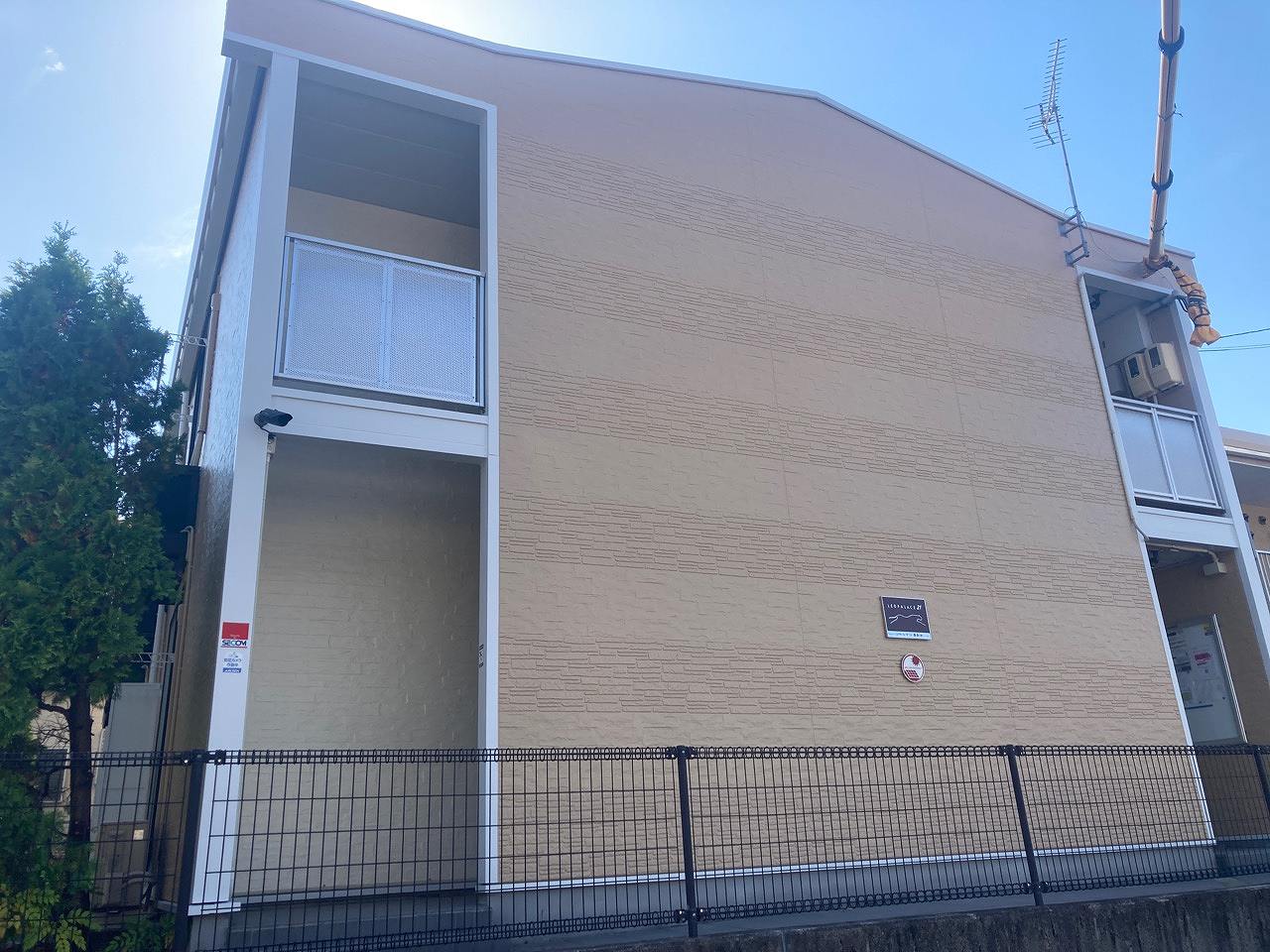 星ヶ丘駅よりバス17分 築20年10ヶ月 2階建の賃貸物件