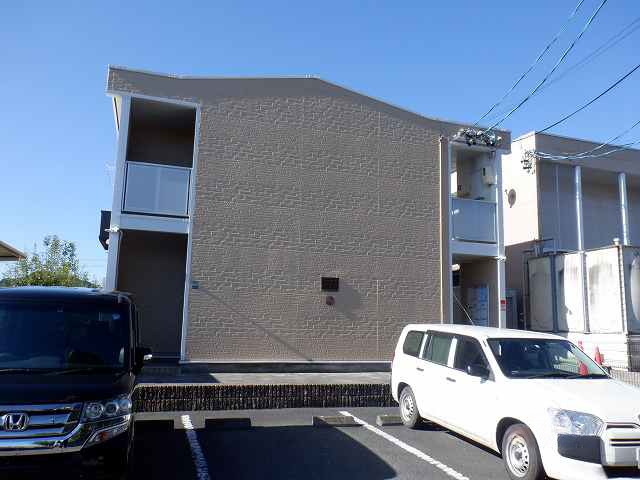 レオパレスぐりとぐらの賃貸物件