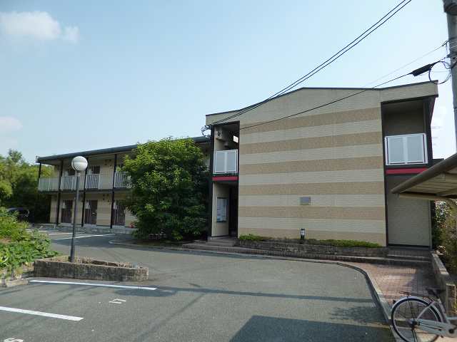 植木駅よりバス49分 築20年10ヶ月 2階建の賃貸物件