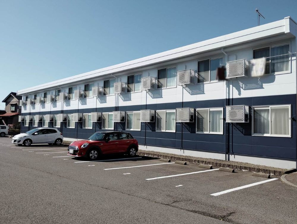 越中中島駅より徒歩9分 築19年4ヶ月 2階建の賃貸物件