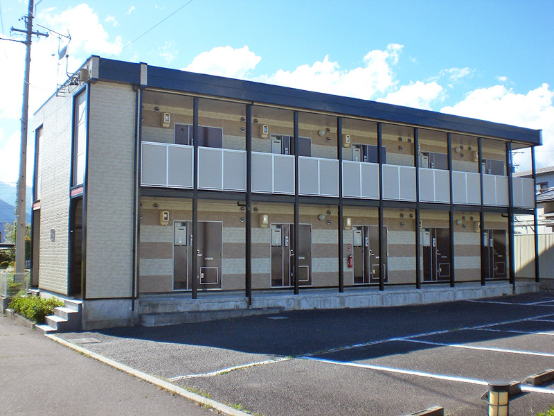 伊那市駅よりバス9分 築20年6ヶ月 2階建の賃貸物件