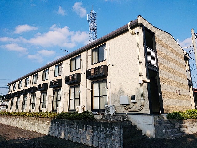 笠間駅よりバス8分 築20年7ヶ月 2階建の賃貸物件