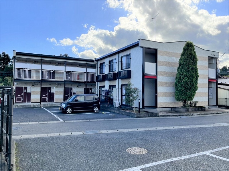 上今市駅より徒歩7分 築20年11ヶ月 2階建の賃貸物件