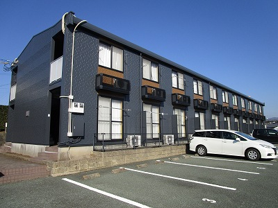 レオパレスLUCENTE鹿校通の賃貸物件