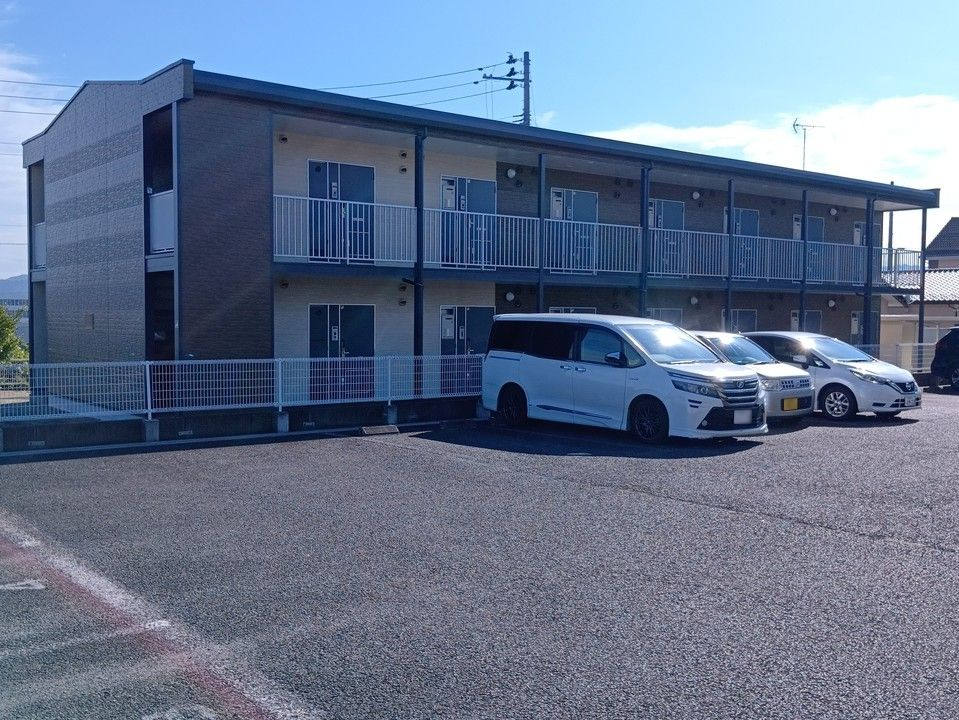 卸町駅より徒歩8分 築20年3ヶ月 2階建の賃貸物件