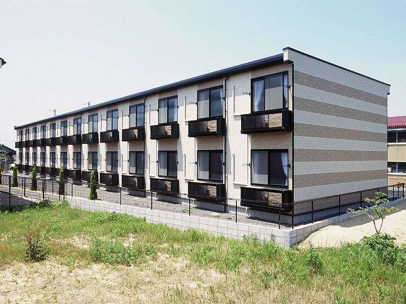 伊勢若松駅より徒歩7分 築20年7ヶ月 2階建の賃貸物件