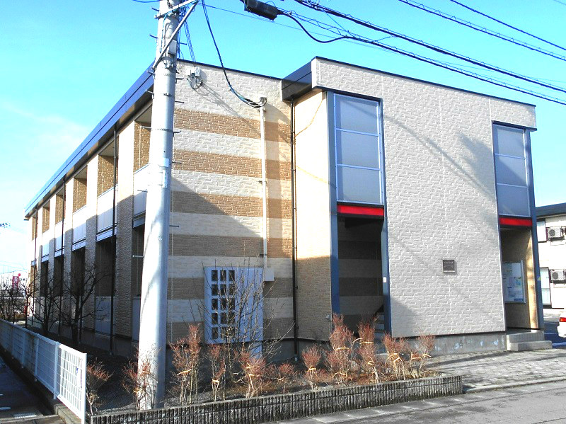 鶴岡駅より徒歩20分 築20年1ヶ月 2階建の賃貸物件