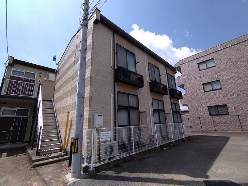 レオパレスコンフォールの賃貸物件