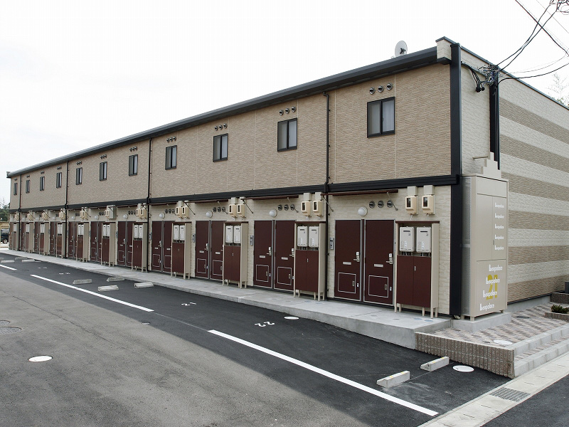 梅坪駅よりバス20分 築20年11ヶ月 2階建の賃貸物件