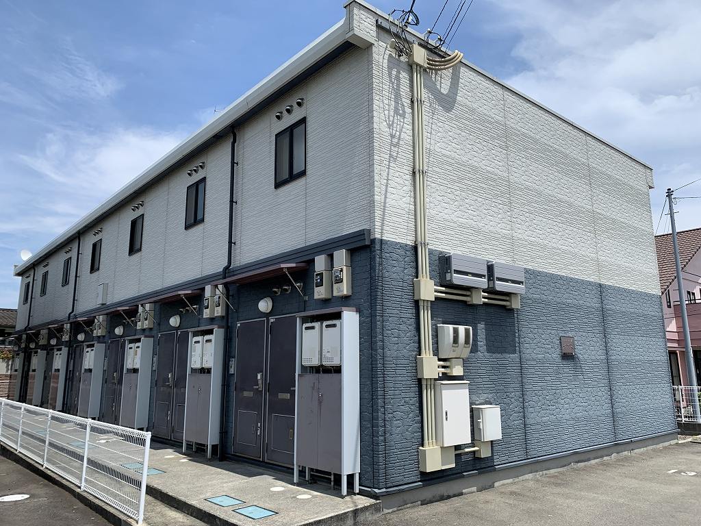 新居浜駅よりバス9分 築20年5ヶ月 2階建の賃貸物件