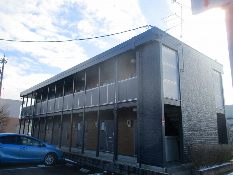 滑川駅より徒歩13分 築20年2ヶ月 2階建の賃貸物件